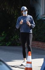 JENNIFER GARNER Out in Santa Monica 03/06/2021