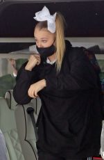 JOJO SIWA Arrives at Airport in Vancouver 03/20/2021