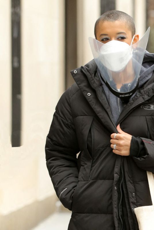 JORDAN ALEXANDER on the set of Gossip Girl in New York 03/16/2921