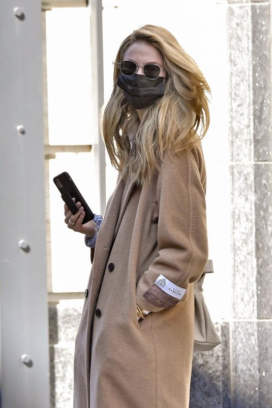 KATE BOCK Waiting for Uber in New York 03/08/2021
