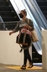 KATE HUDSON Out and About in Pacific Palisades 03/11/2021