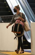 KATE HUDSON Out and About in Pacific Palisades 03/11/2021