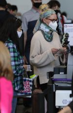KATHERINE HEIGL Out in Los Angeles 03/19/2021