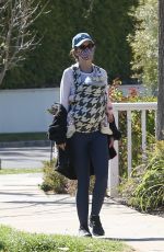 KATHERINE SCHWARZENEGGER Out in Santa Monica 03/24/2021