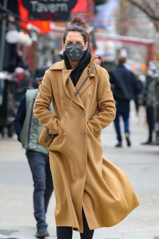 KATIE HOLMES Out and About in New York 03/04/2021