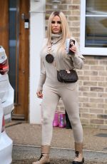 KATIE PRICE Leaves Her Home in London 03/08/2021