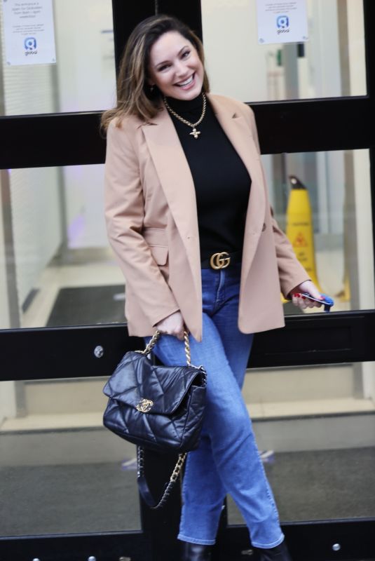 KELLY BROOK Leaves Heart Radio in London 03/03/2021