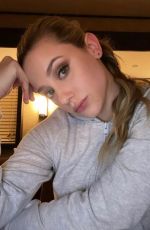 LILI REINHART - Instagram Phoros 03/23/2021