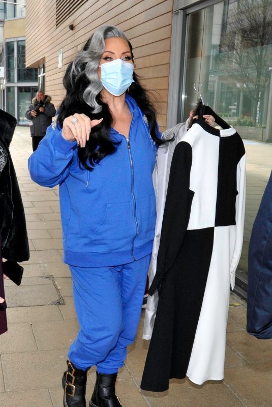 MICHELLE VISAGE Arrives at Steph
