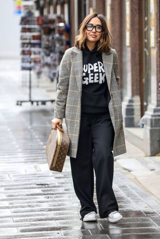 MYLEENE KLASS Leaves Her Smooth FM Show 03/25/2021