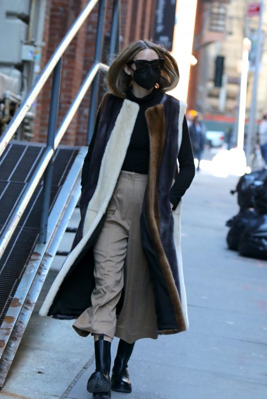 OLIVIA PALERMO Out in Brooklyn 03/03/2021