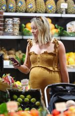 Pregnant SYLVIA JEFFREYS Out Shopping in Sydney 03/15/2021