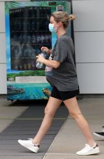 Pregnant TESS STRUBER at Cairns Airport 03/02/2021