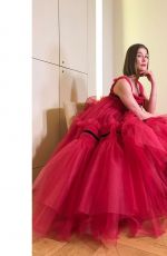 ROSAMUND PIKE - 20201 Golden Globes Photoshoot