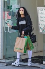 RUMER WILLIS Buys Toys and Snacks for Her Pets in Beverly Hills 03/18/2021
