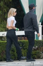 SARAH SNYDER Arrives at San Vicente Bungalows in West Hollywood 03/16/2021