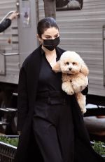 SELENA GOMEZ on the Set of Murders in the Building in New York 03/10/2021