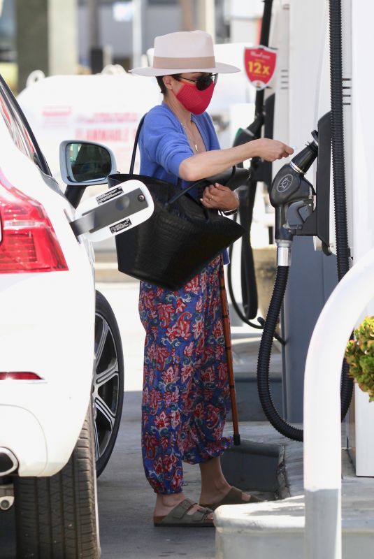 SELMA BLAIR at a Gas Station in Studio City 03/26/2021