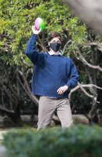 SELMA BLAIR Has Some Fun with Ron Carlson at Bristol Farms in Beverly Hills 03/04/2021