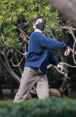 SELMA BLAIR Has Some Fun with Ron Carlson at Bristol Farms in Beverly Hills 03/04/2021