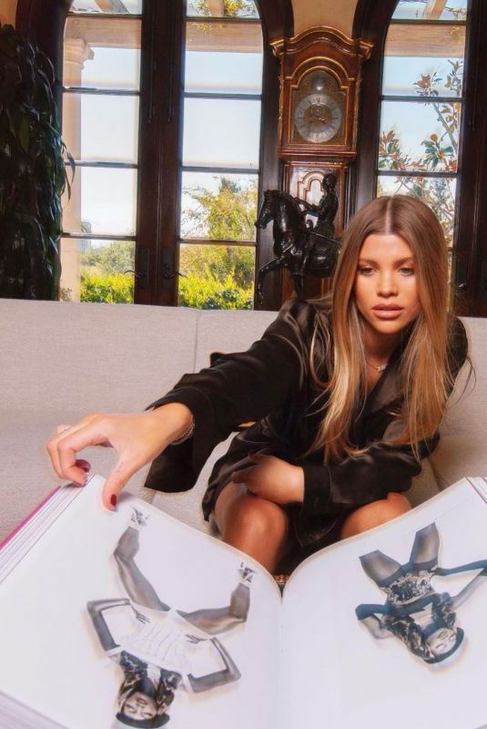 SOFIA RICHIE - Instagram Photos 03/23/2021
