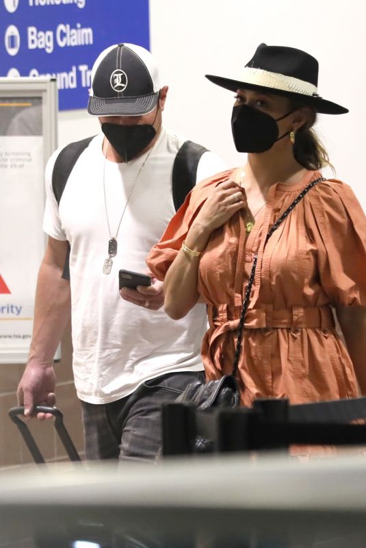 VANESSA MINNILLO Arrives at LAX Airport in Los Angeles 03/23/2021