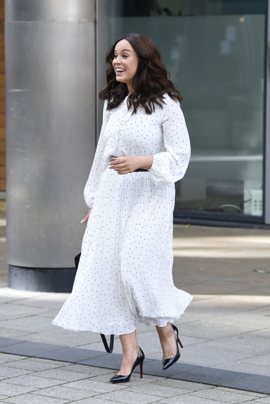 VICKY PATTISON Leaves Steph