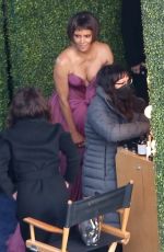 AHALLE BERRY Arrives at 2021 Oscars in Los Angeles 04/25/2021 hosting