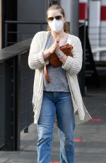 AMY ADAMS Shopping at Target in Los Angeles 04/11/2021