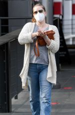 AMY ADAMS Shopping at Target in Los Angeles 04/11/2021
