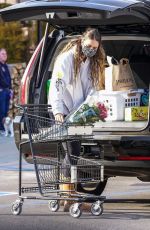 APRIL LOVE GEARY Shopping at Vintage Grocers in Malibu 04/13/2021