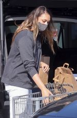 APRIL LOVE GEARY Shopping at Vintage Grocers in Malibu 04/24/2021
