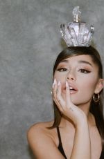 ARIANA GRANDE 0 R.E.M Fragrance Promos, 2020