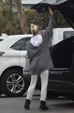 ARIEL WINTER Takes Her Dog to a Veterinarian in Studio City 04/26/2021