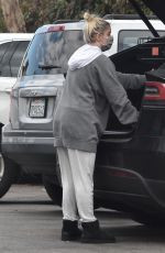 ARIEL WINTER Takes Her Dog to a Veterinarian in Studio City 04/26/2021