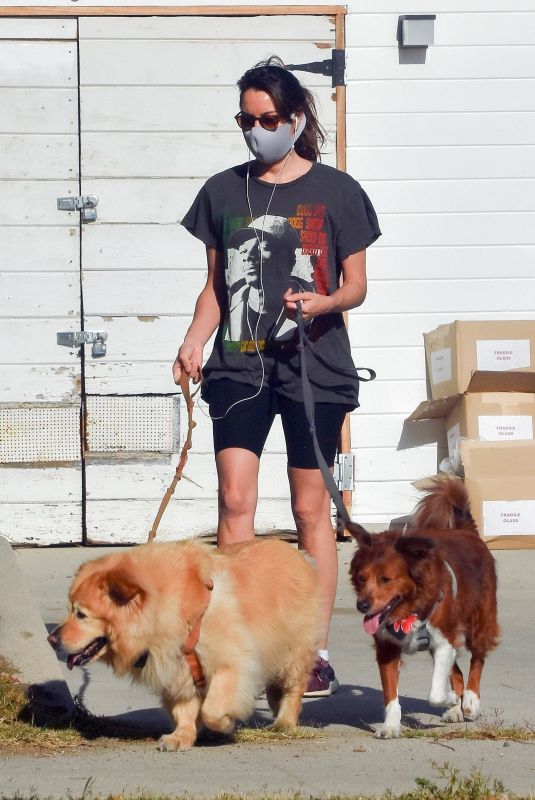 AUBREY PLAZA Out with Her Dogs in Los Feliz 04/20/2021