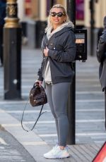 BILLIA FAIERS Out for Lunch in London 04/22/2021