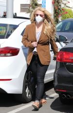BRITNEY SPEARS Out Shopping in Malibu 04/16/2021