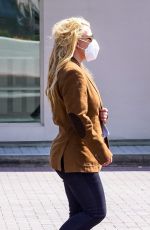 BRITNEY SPEARS Out Shopping in Malibu 04/16/2021
