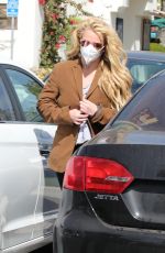 BRITNEY SPEARS Out Shopping in Malibu 04/16/2021