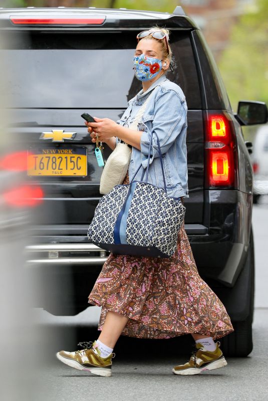 BUSY PHILLIPS Out in New York 04/14/2021