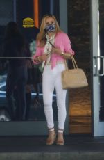 CARRIE UNDERWOOD Leaves Her Hotel in Miami 04/16/2021