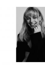 CASSIE VAN WOLDE- Black and White Photoshoot, April 2021