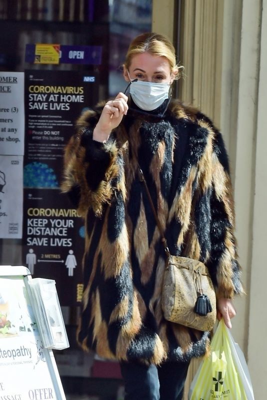 CAT DEELEY Out in London" 04/12/2021