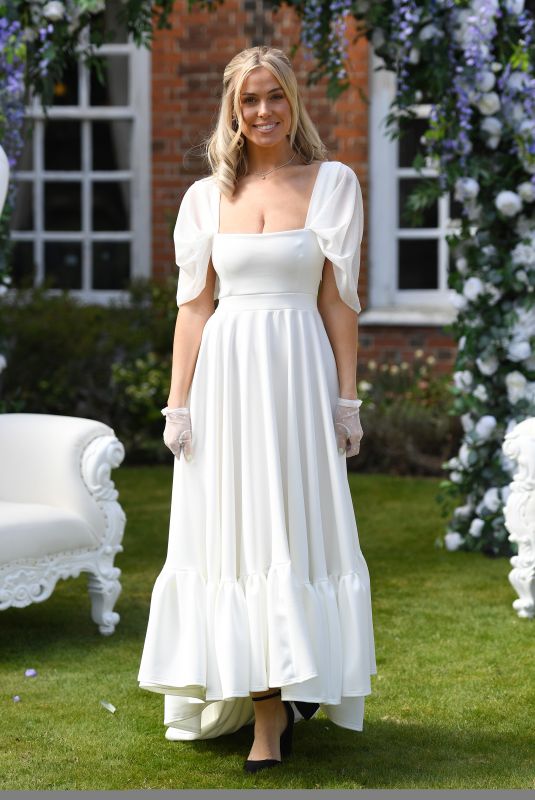 CHLOE MEADOWS on the Set of The Only Way is Essex 04/18/2021