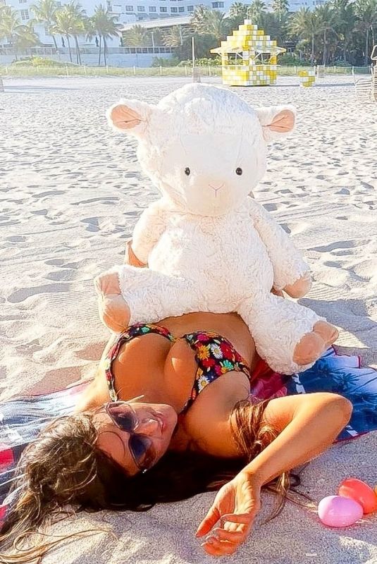 CLAUDIA ROMANI on Easter Sunday at a Beach in Miami 04/04/2021
