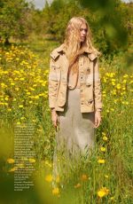 DAPHNE GROENEVELD in Elle Magazine, Italy May 2021