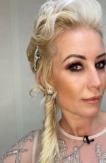 DENISE VAN OUTEN - Instagram Photos 04/04/2021