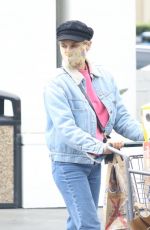 DIANE KRUGER Shopping at Bristol Farms in Los Angeles 04/23/2021