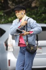DIANE KRUGER Shopping at Bristol Farms in Los Angeles 04/23/2021